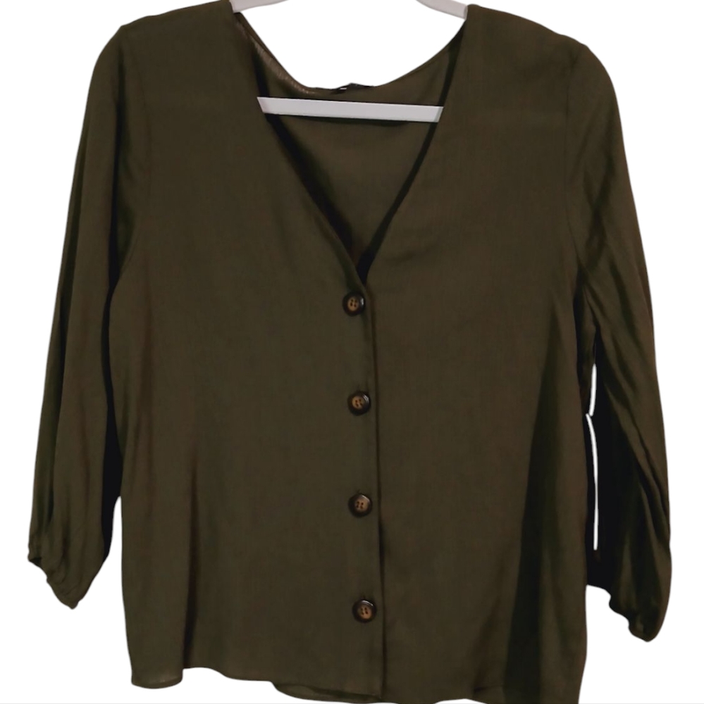 Moa moa Button Green Blouse Size L NWT